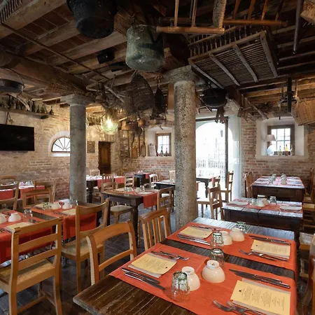 Casa di campagna Antica Corte Pallavicina Relais