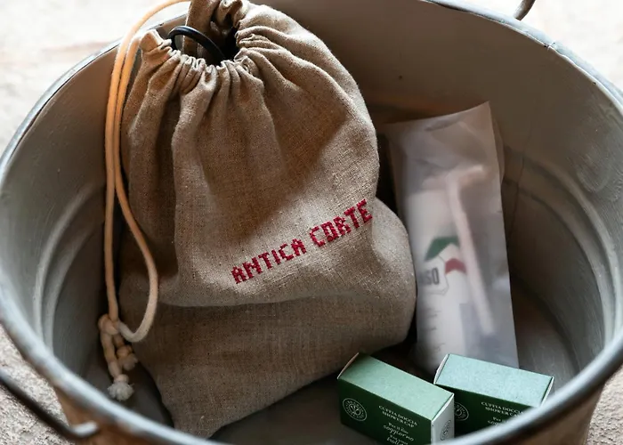 Летний дом Antica Corte Pallavicina Relais Polesine Parmense