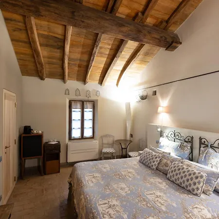 Antica Corte Pallavicina Relais Country house *